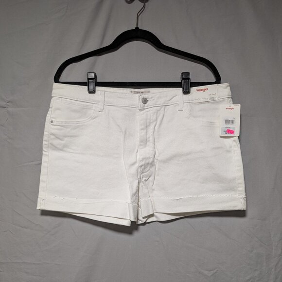 Wrangler Women's White Denim Roll Shorts Raw Hem New Size 14‎ - Picture 1 of 7